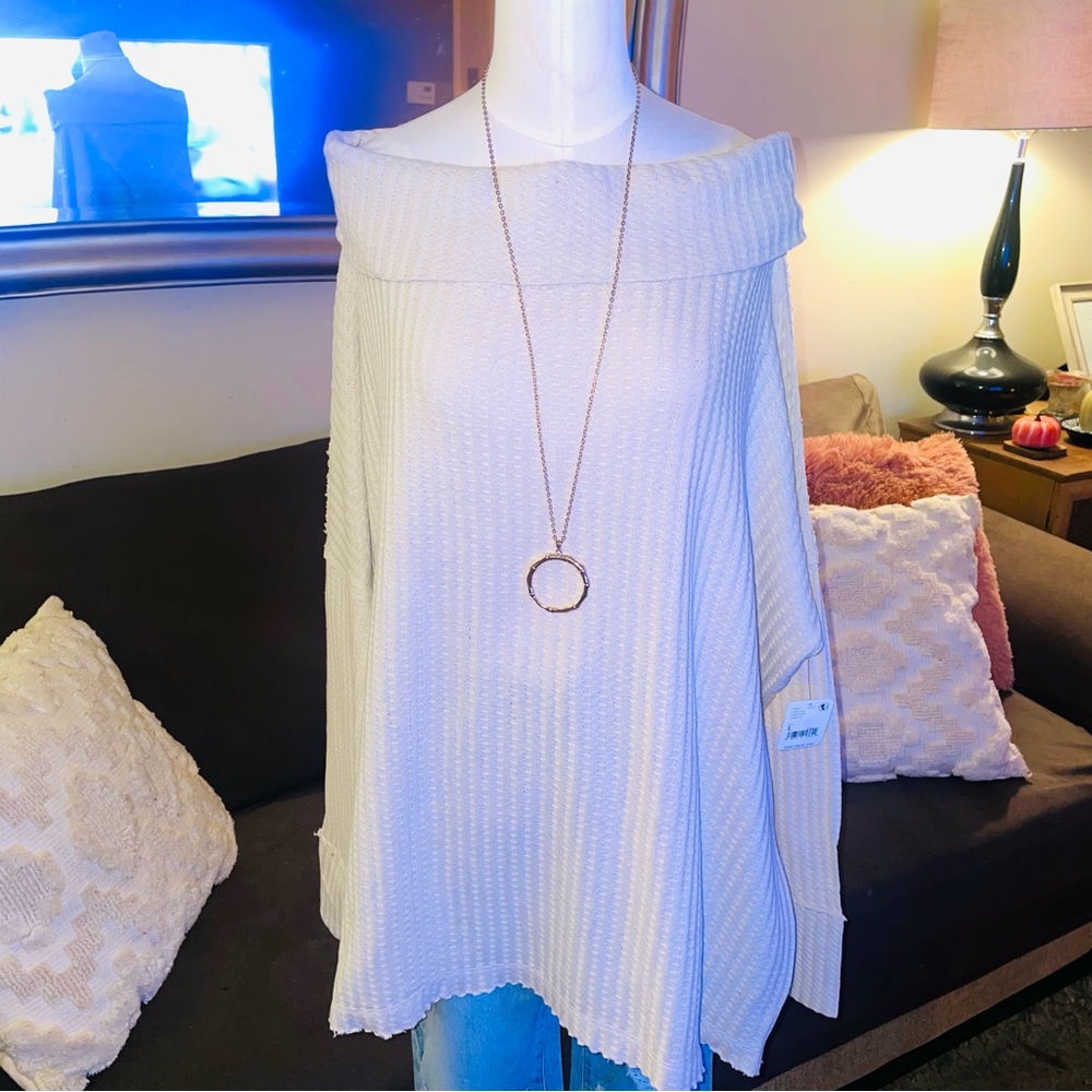 Free People Juicy Long Sleeve Tunic Top. Size Large. NWT.
